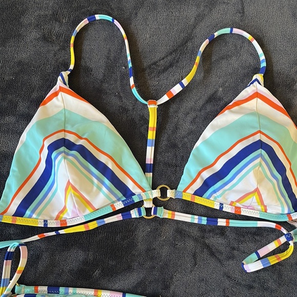 Nannette Lenore Amalfi Coast Bikini Set 👙🏝️ - Picture 10 of 13